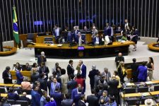 veja-como-deputados-do-alto-tiete-votaram-na-urgencia-do-projeto-para-o-novo-arcabouco-fiscal