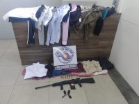 policia-prende-tres-suspeitos-por-roubo-e-apreende-fuzil-no-bairro-jardim-rodeio,-em-mogi