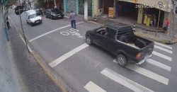 video:-motorista-entra-na-contramao-e-atropela-homem-que-atravessava-a-rua-em-santa-isabel